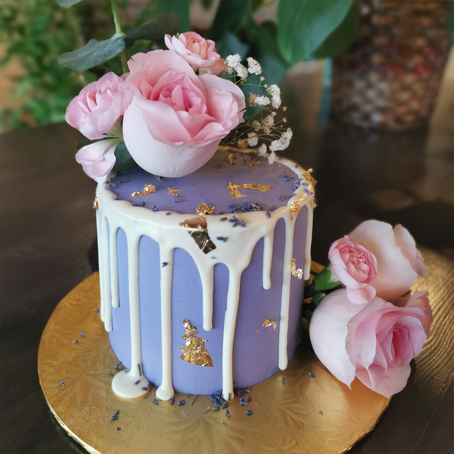 PURPLE FLOWER MOTHERS DAY CAKE - Rashmi's Bakery