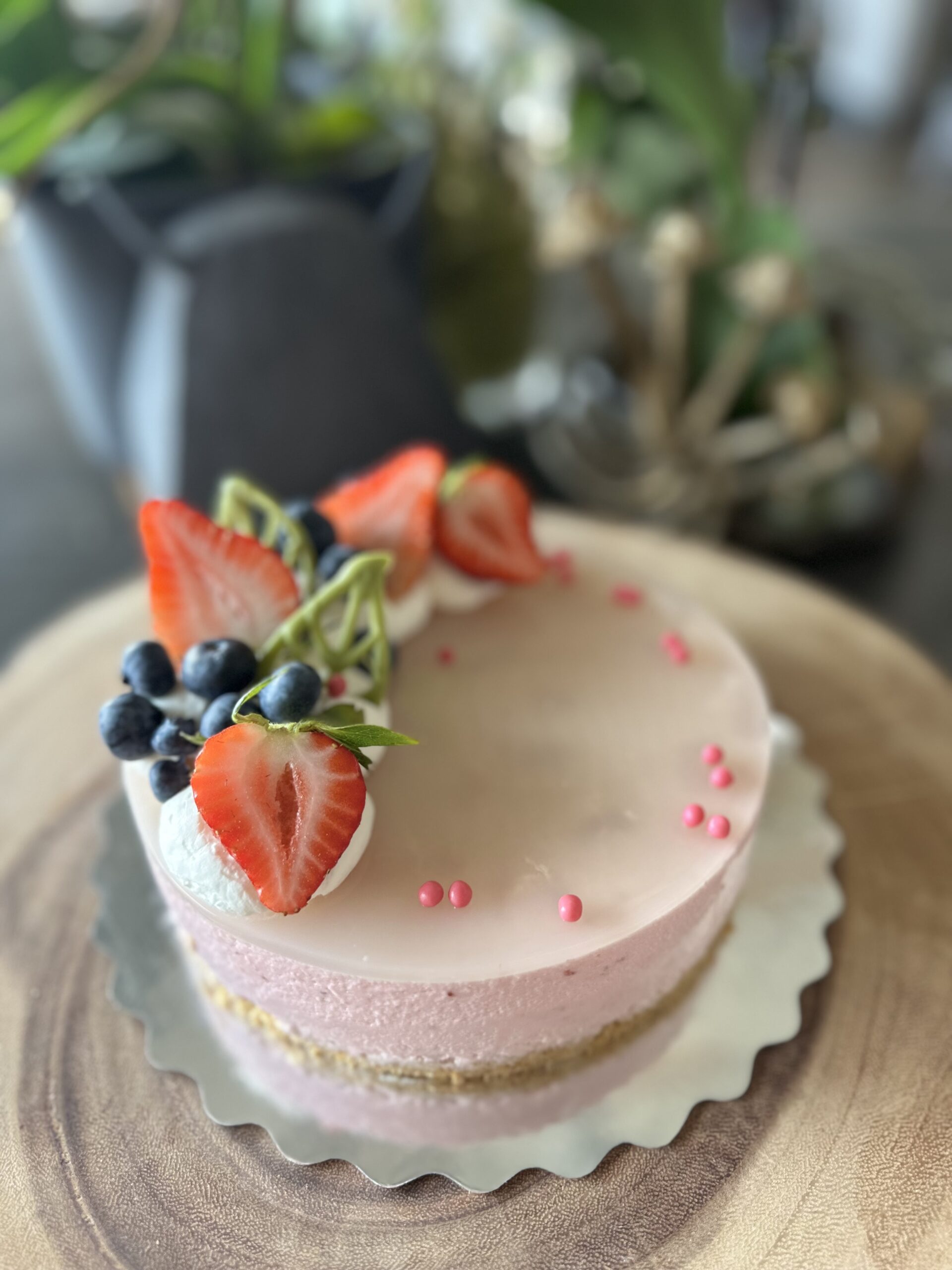 Pistachio Cake With Lychee Mousse | Recipe | Food, Mousse recipes,  Raspberry cheesecake recipe