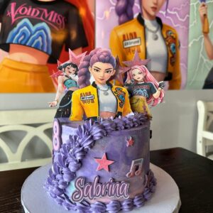 Fantasy Idol Cake