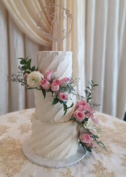 Ripple Buttercream Floral Cake wedding cakes toronto