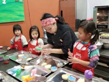 Tips with Tiffany Li Oishiiisweets